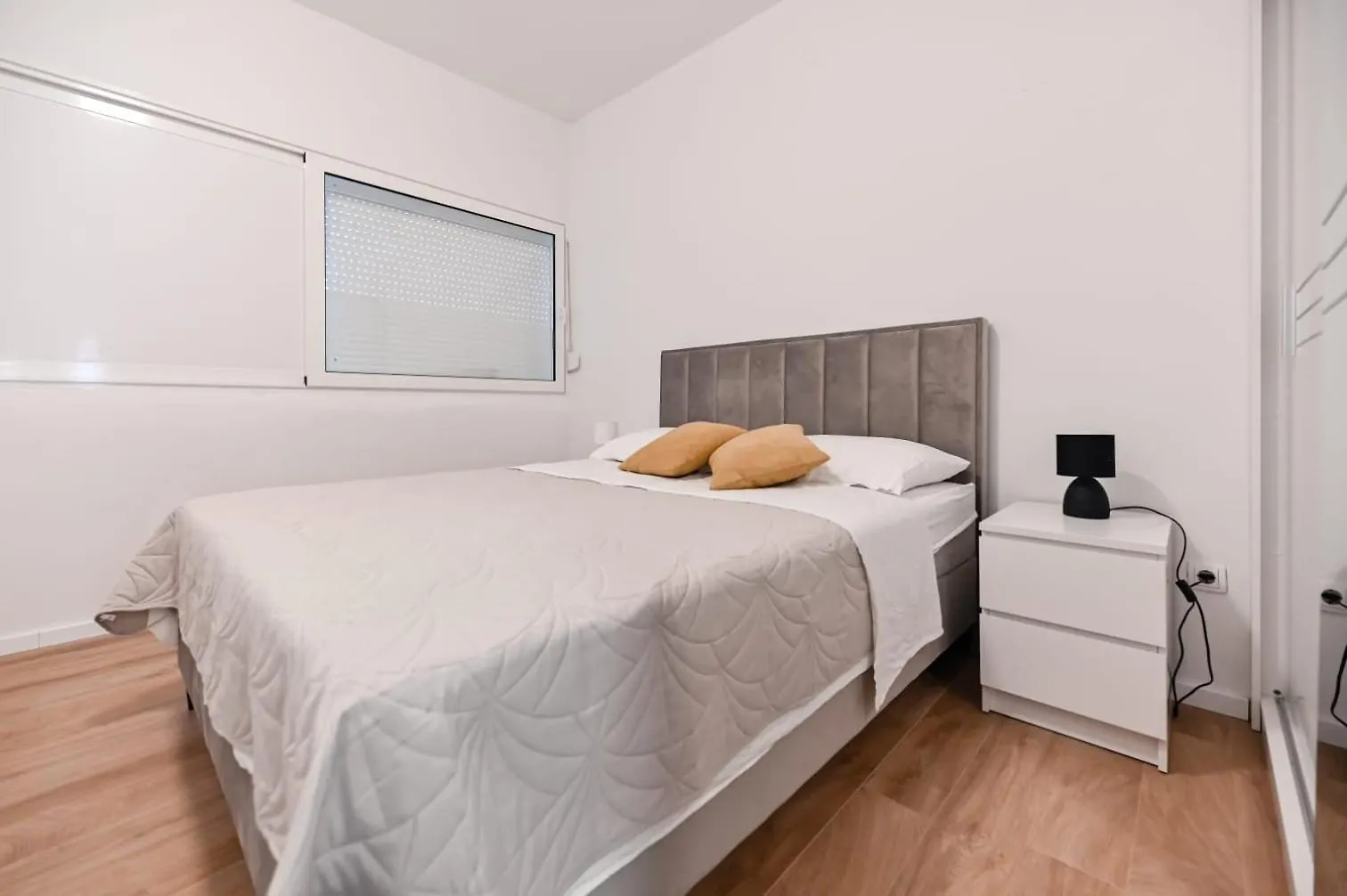 Paula City Center Zadar Apartment